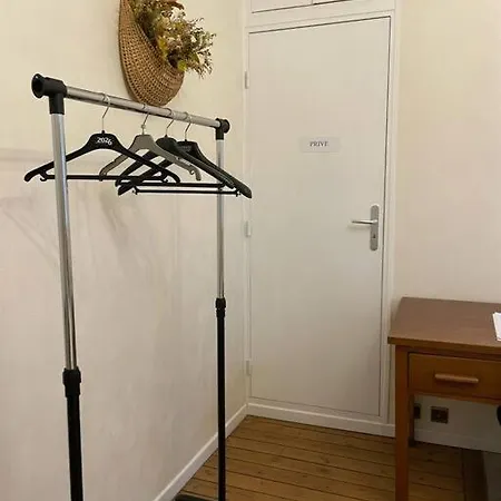 Holiday home Charming Near Downtown With Garage