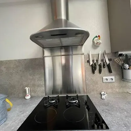 Holiday home Charming Near Downtown With Garage